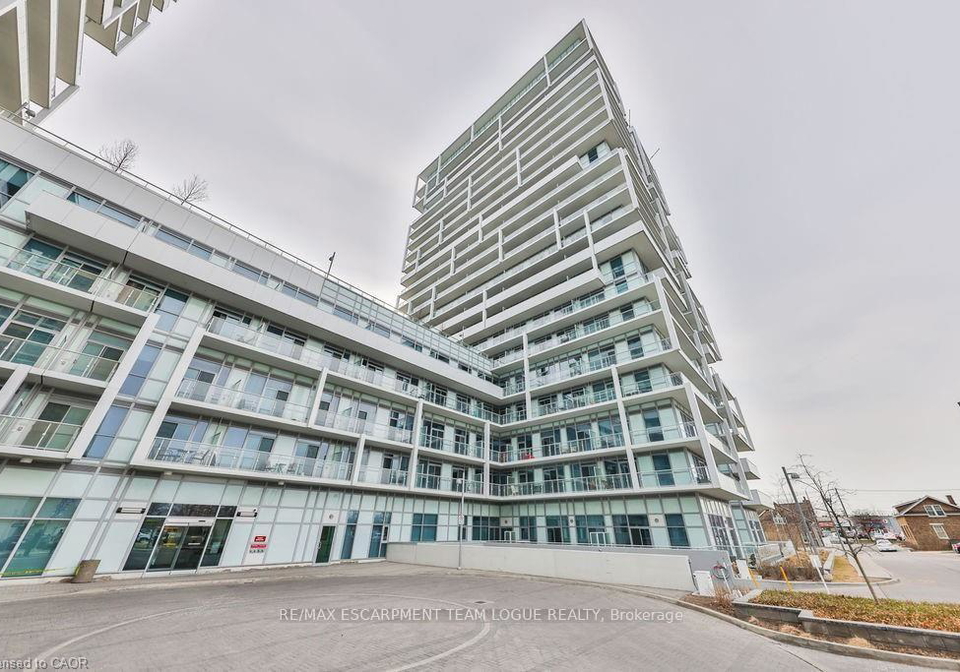 65-speers-road-oakville-ontario-w13647036