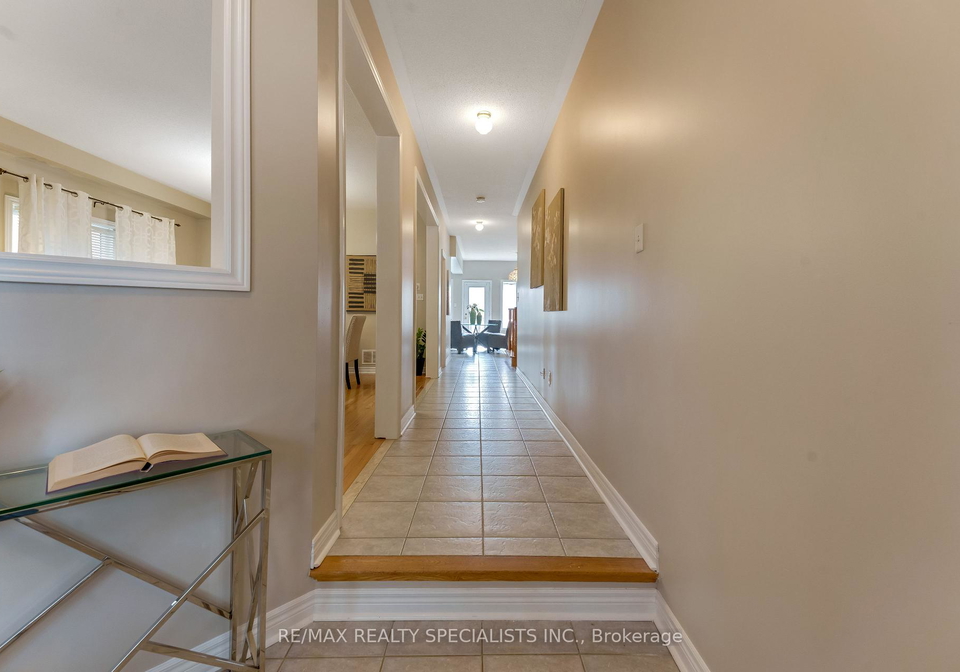59-masters-green-crescent-brampton-ontario-w13647088