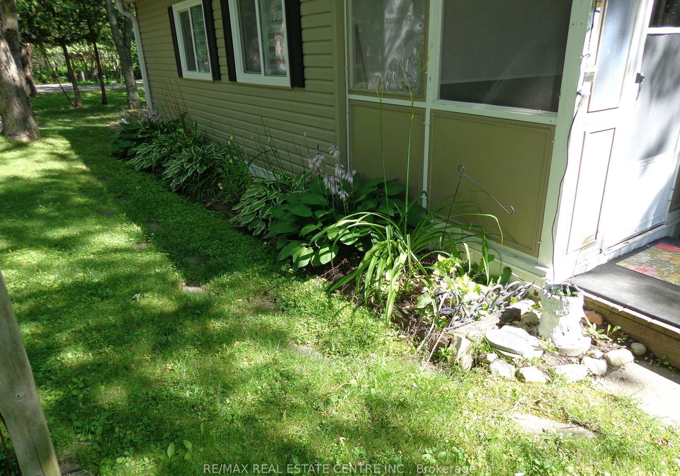1652-puddicombre-road-toronto-etobicoke-ontario-w13647098