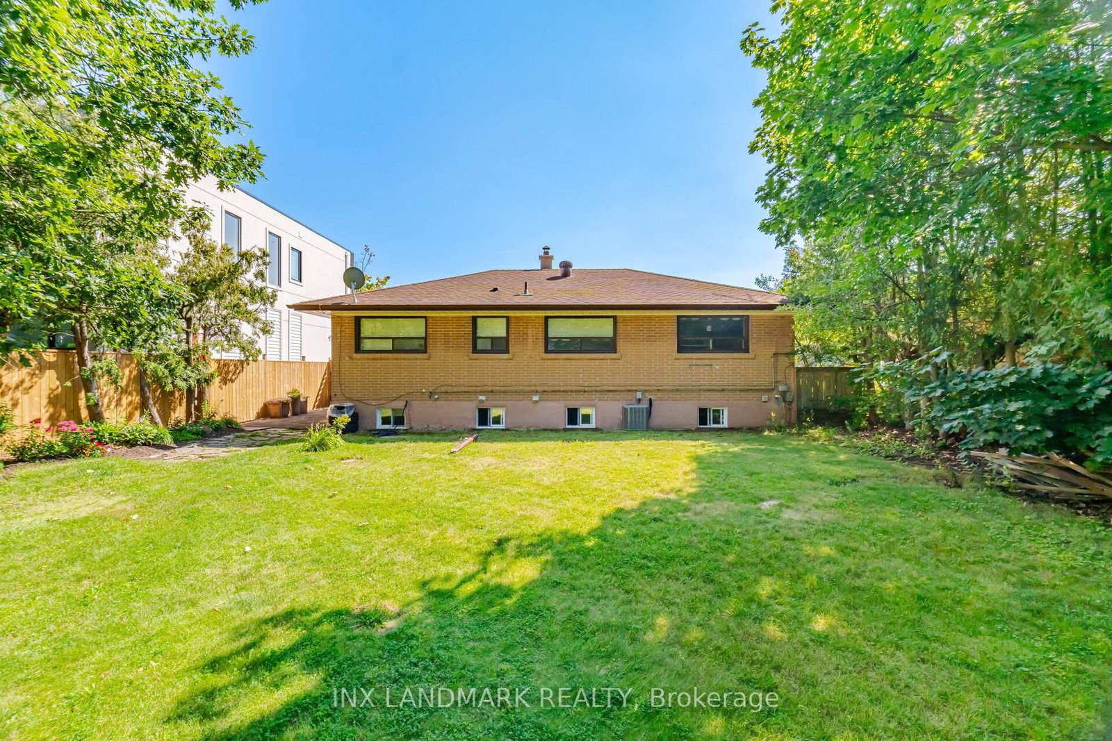 559-wolsey-crescent-oakville-ontario-w13647216