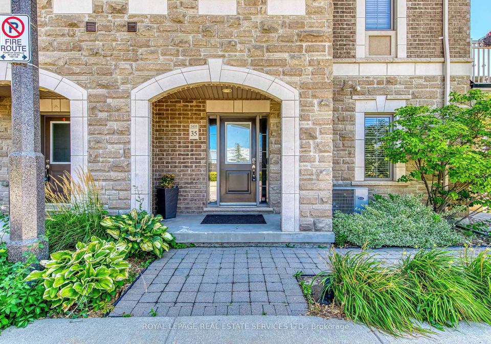 24greenwich-drive-oakville-ontario-w13647222