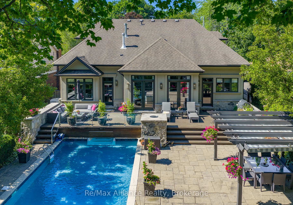 379-river-side-drive-oakville-ontario-w13647310