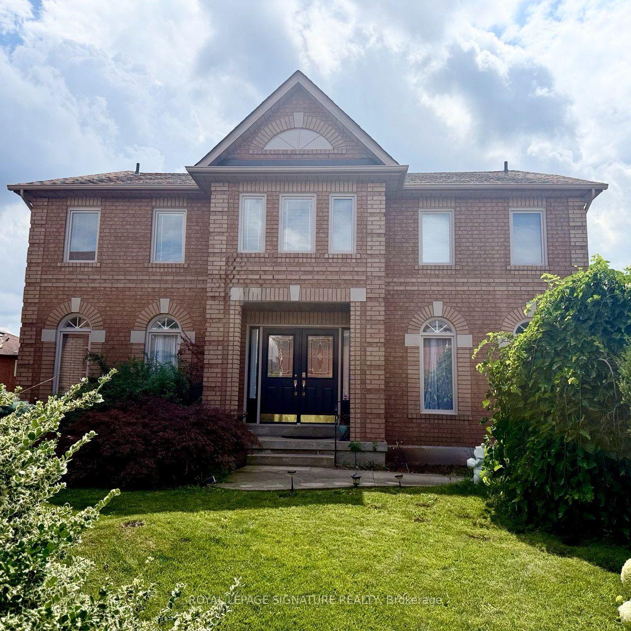 3388-trelawny-circle-mississauga-ontario-w13647338