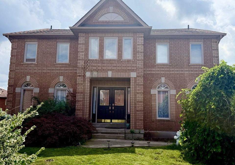 3388-trelawny-circle-mississauga-ontario-w13647338