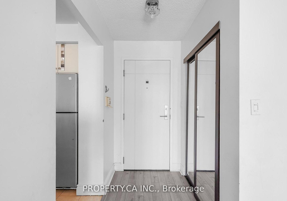 2267-lake-shore-boulevard-w-toronto-etobicoke-ontario-w13647340