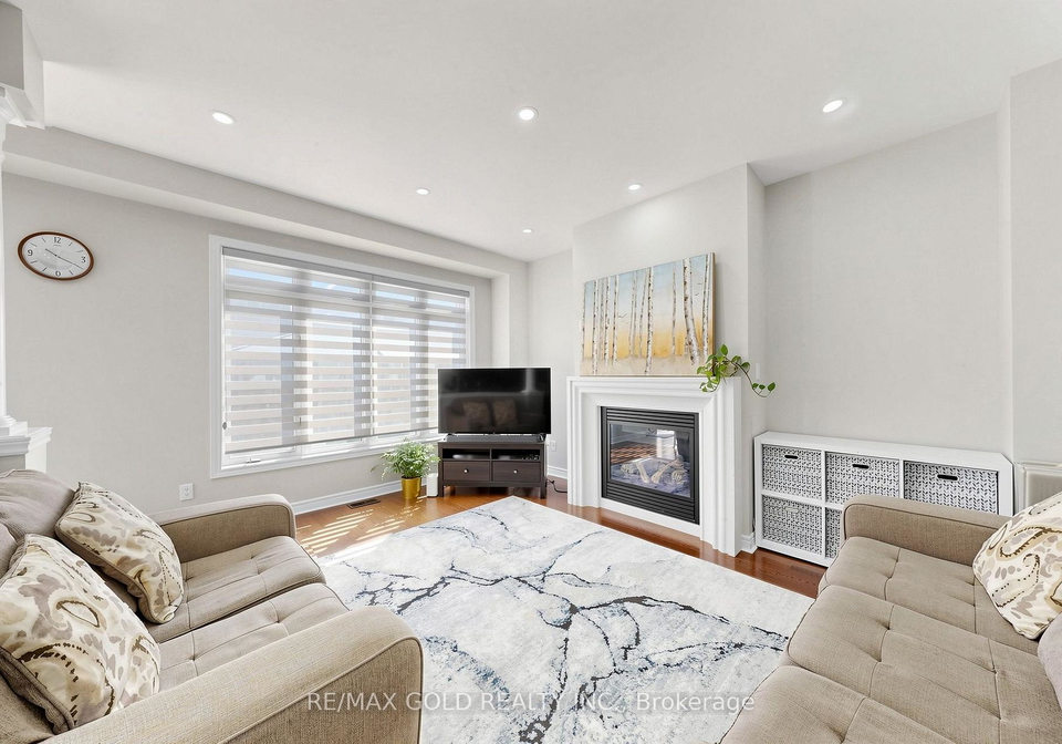 13-fringetree-road-brampton-ontario-w13647474
