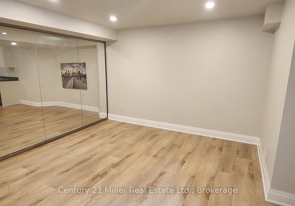 2184-winding-woods-drive-oakville-ontario-w13647478