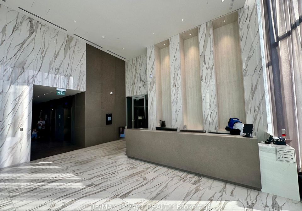 448-burnhamthorpe-road-w-mississauga-ontario-w13647632