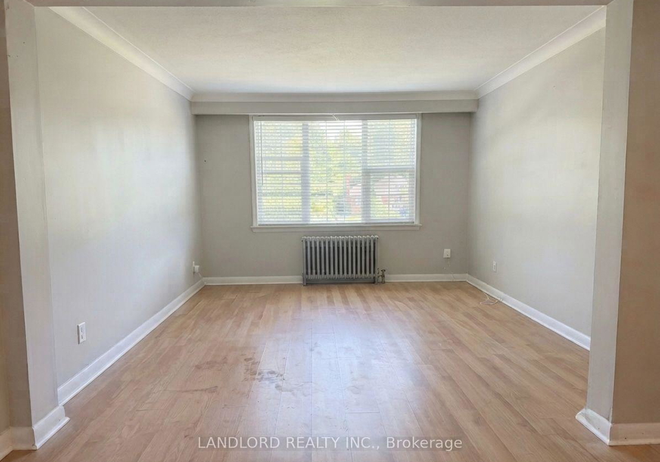 65-fairfield-avenue-toronto-etobicoke-ontario-w13647638