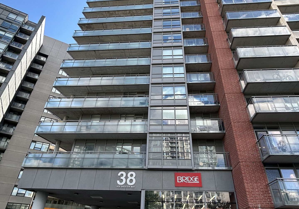 38-joe-shuster-way-toronto-toronto-ontario-w13647642