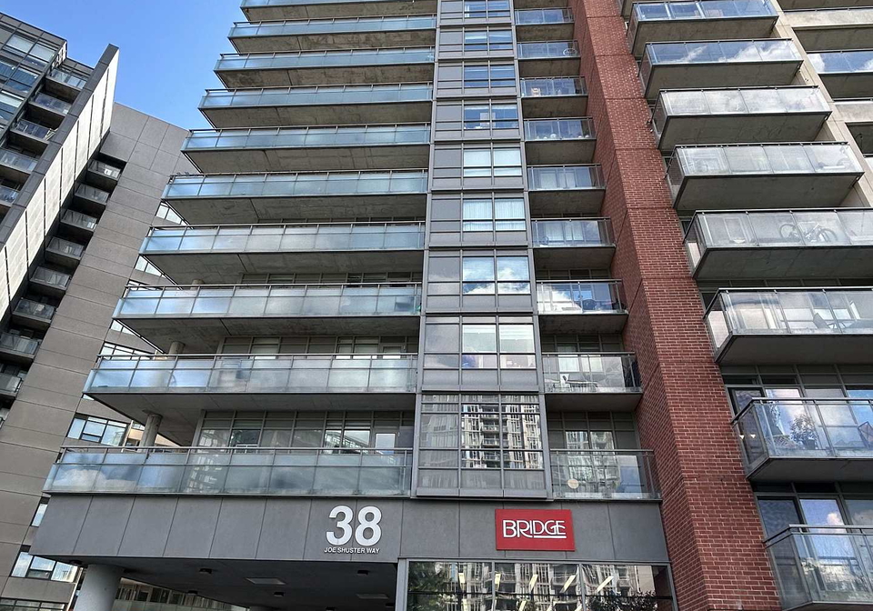 38-joe-shuster-way-toronto-toronto-ontario-w13647642