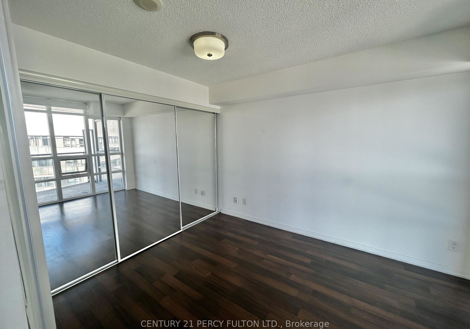 38-joe-shuster-way-toronto-toronto-ontario-w13647642