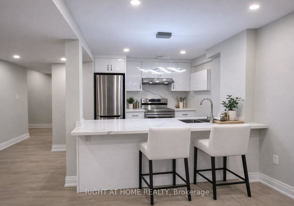 3551-autumnleaf-crescent-mississauga-ontario-w13647644