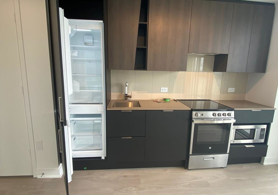 3900-confederation-parkway-mississauga-ontario-w13647736