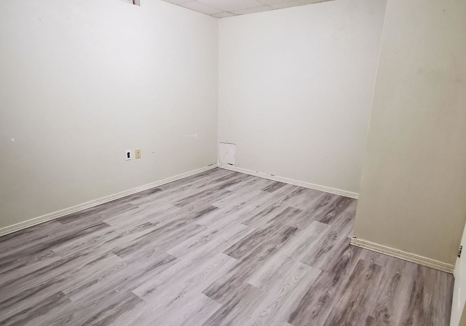 324-winfield-terrace-mississauga-ontario-w13647766