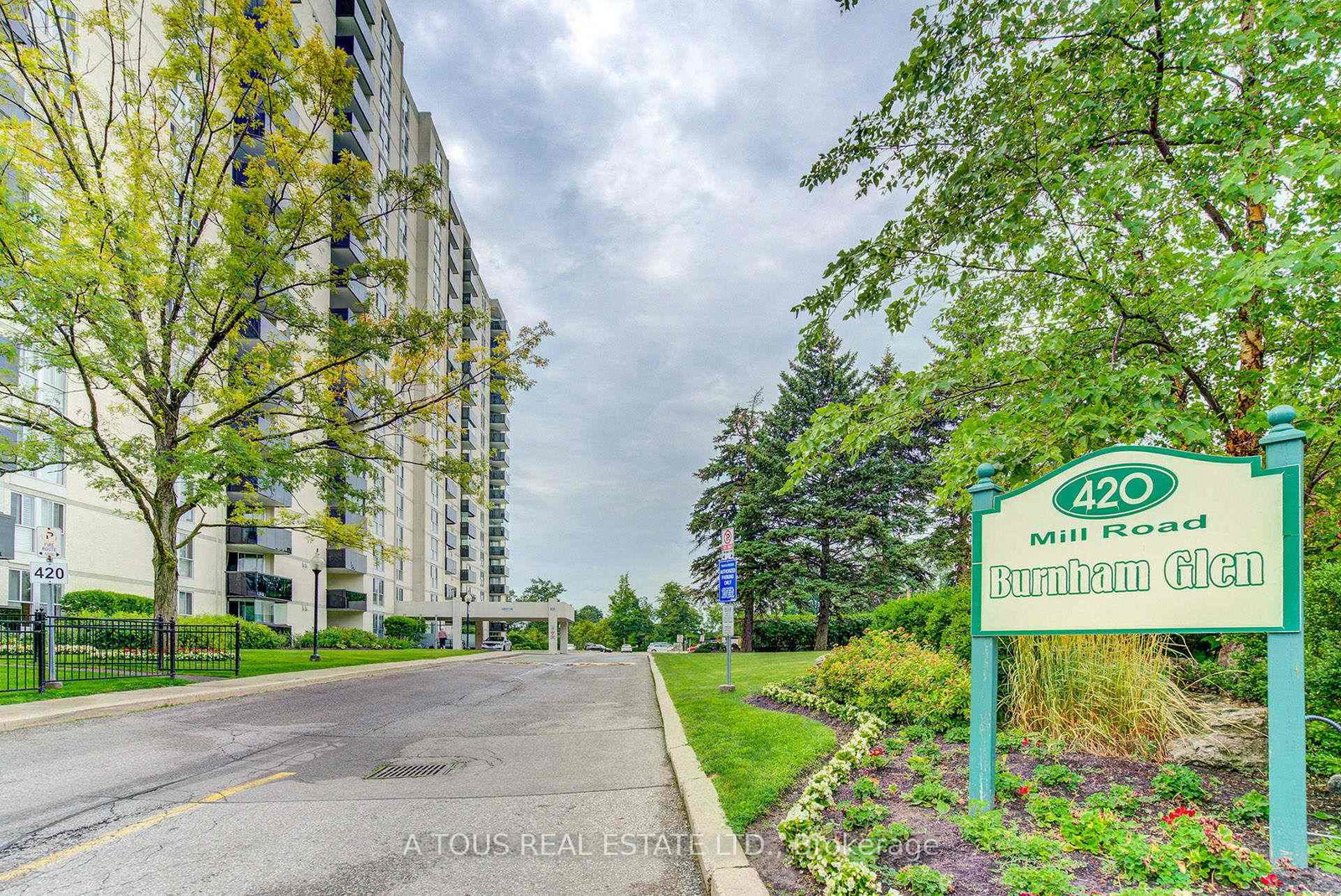 420-mill-road-toronto-etobicoke-ontario-w13647776