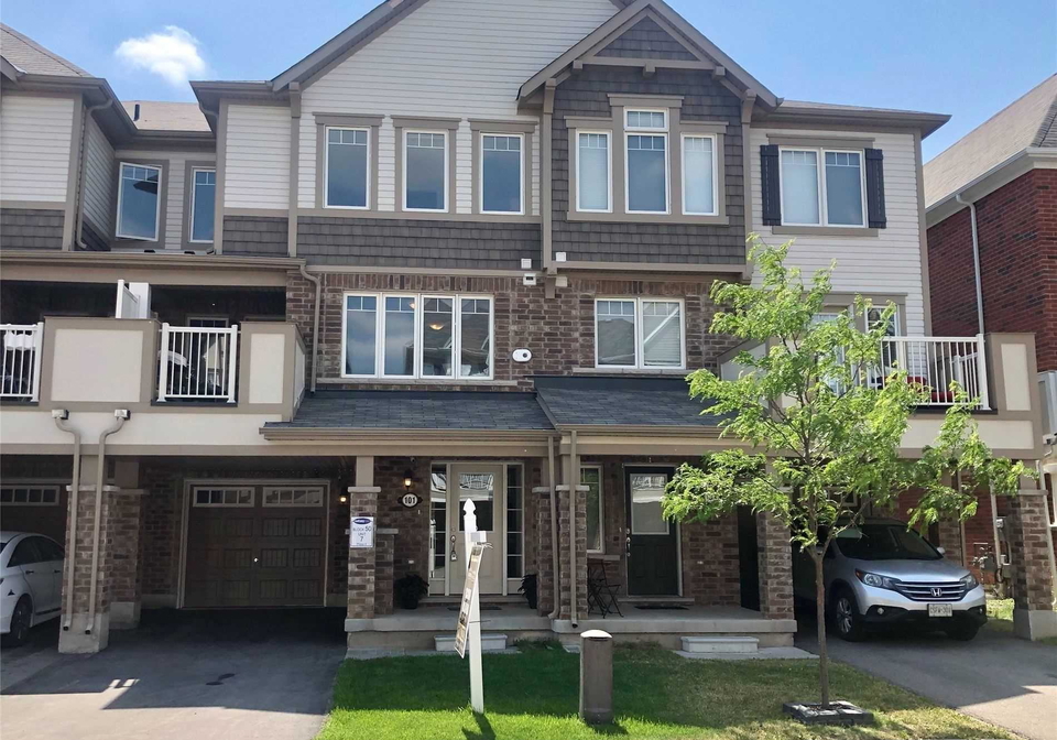 101-lemieux-court-milton-ontario-w13647816