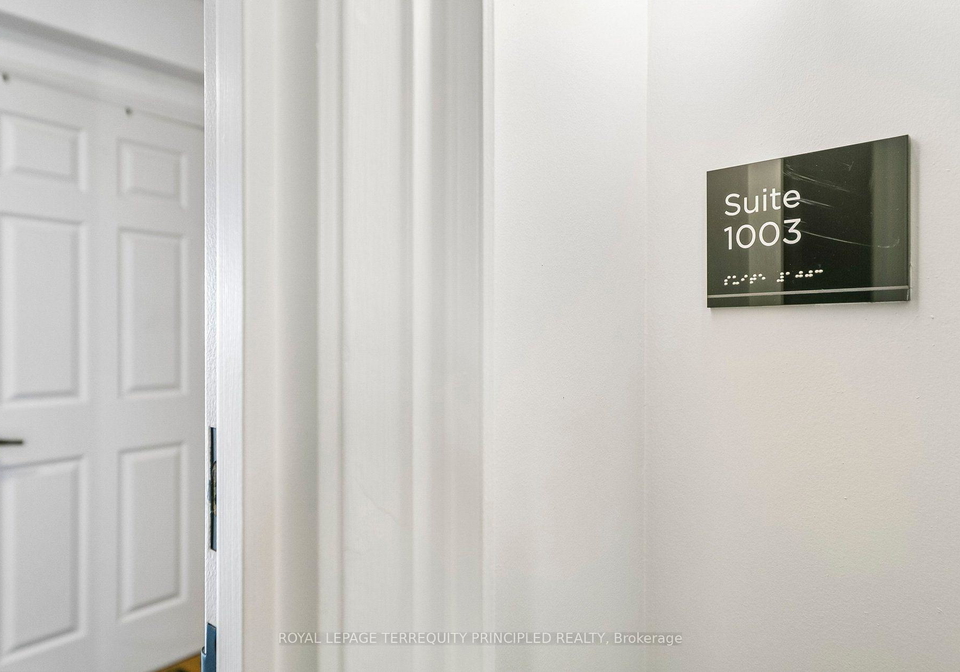 220-forum-drive-mississauga-ontario-w13647818