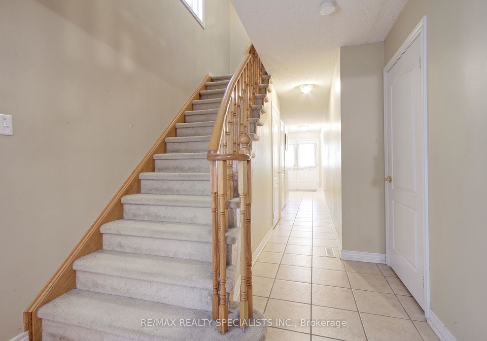 6629-blackheath-ridge-mississauga-ontario-w13648098