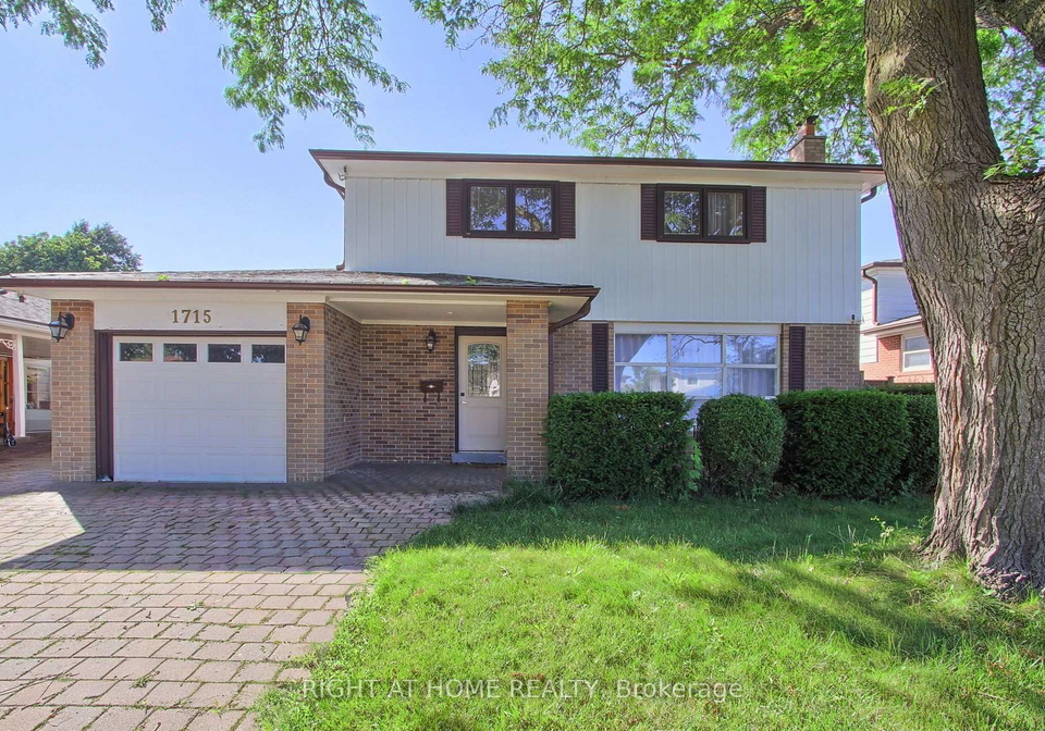 1715-oberon-crescent-mississauga-ontario-w13648246
