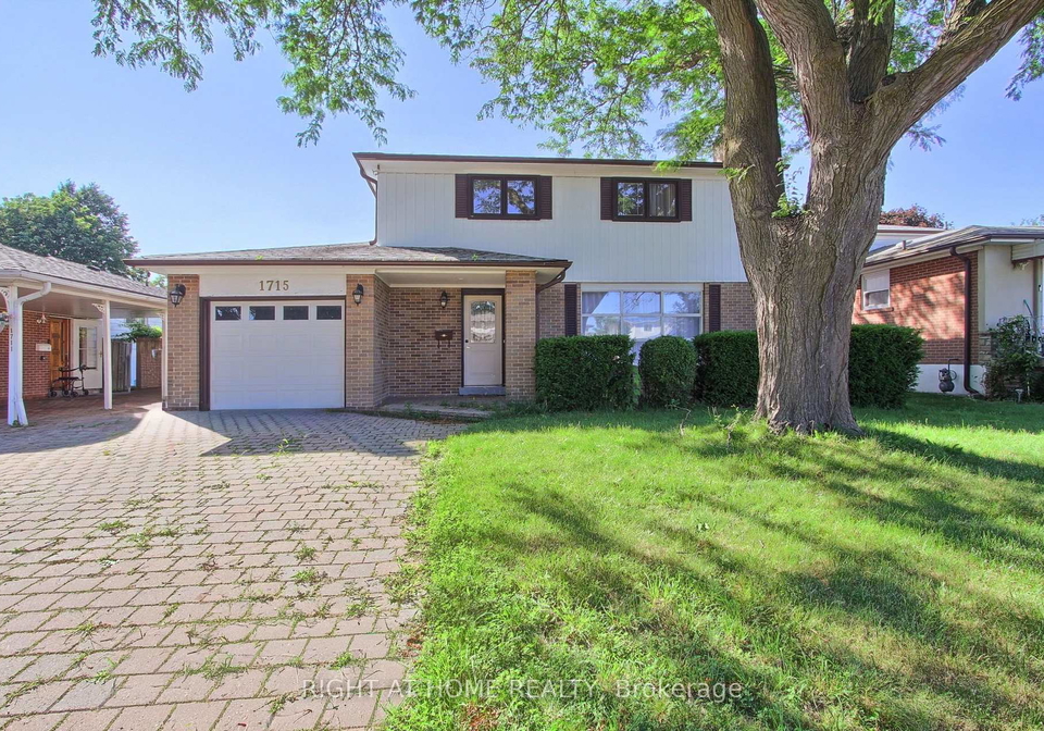 1715-oberon-crescent-mississauga-ontario-w13648246