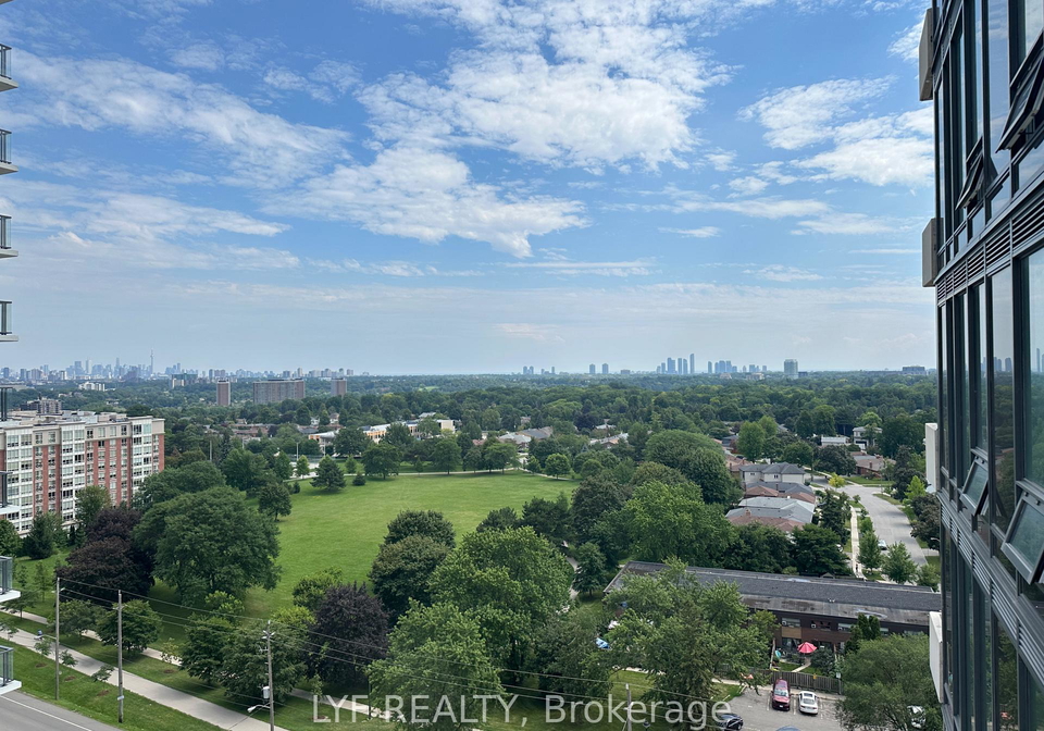 4010-eglinton-avenue-w-toronto-etobicoke-ontario-w13648260