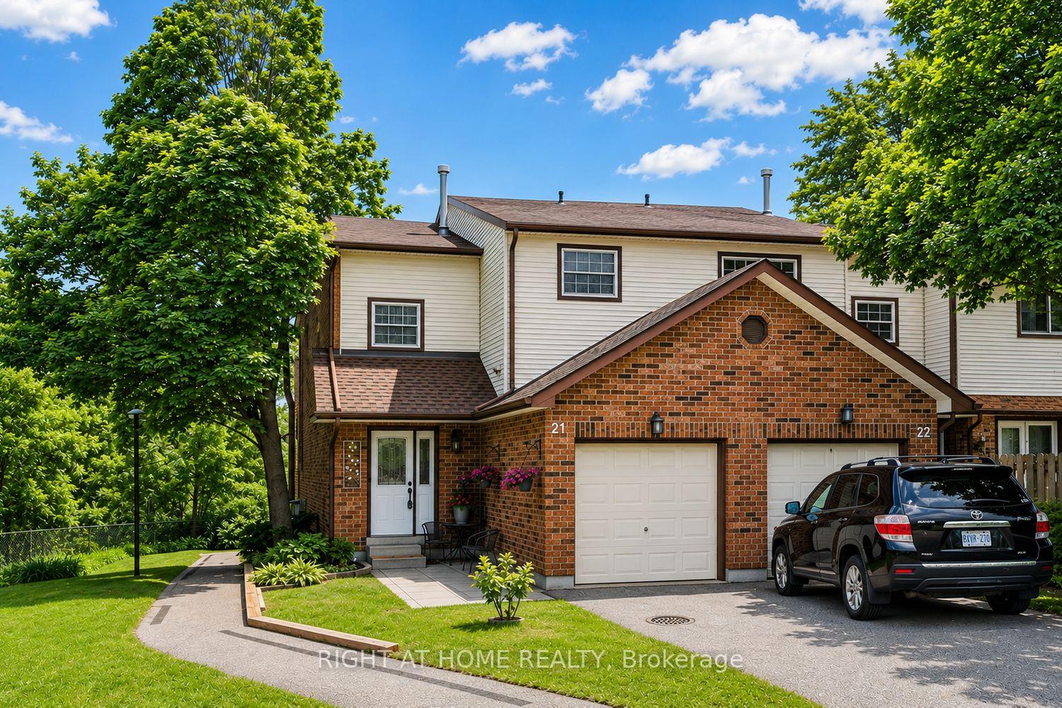 2065-amherst-heights-court-burlington-ontario-w13648330