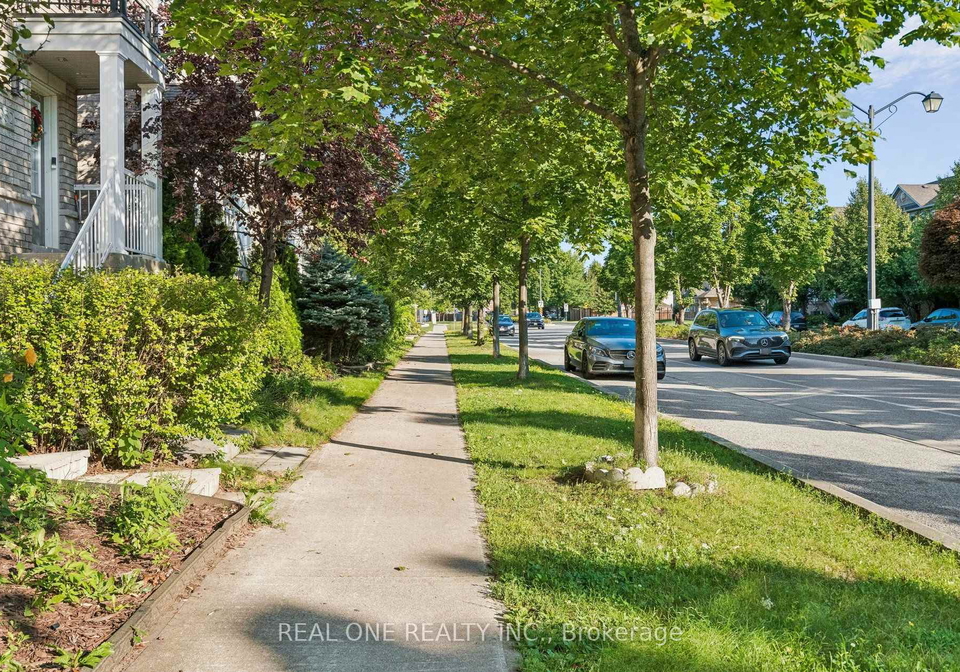 2350-sutton-drive-burlington-ontario-w13648374