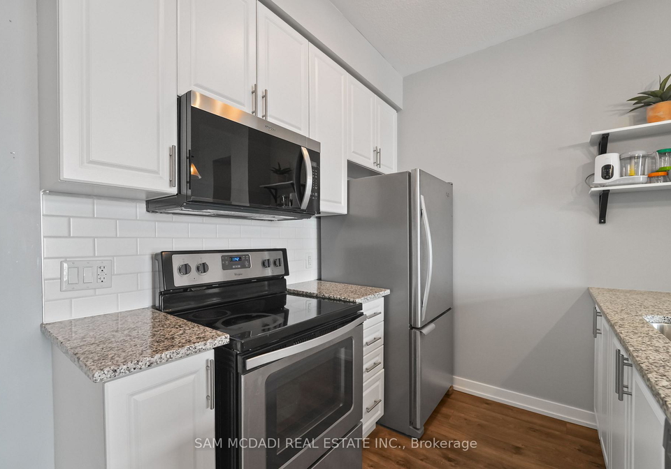 2490-old-bronte-road-oakville-ontario-w13648394