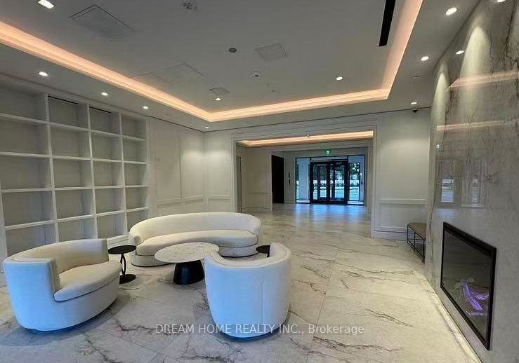 4010-eglinton-avenue-w-toronto-etobicoke-ontario-w13648476