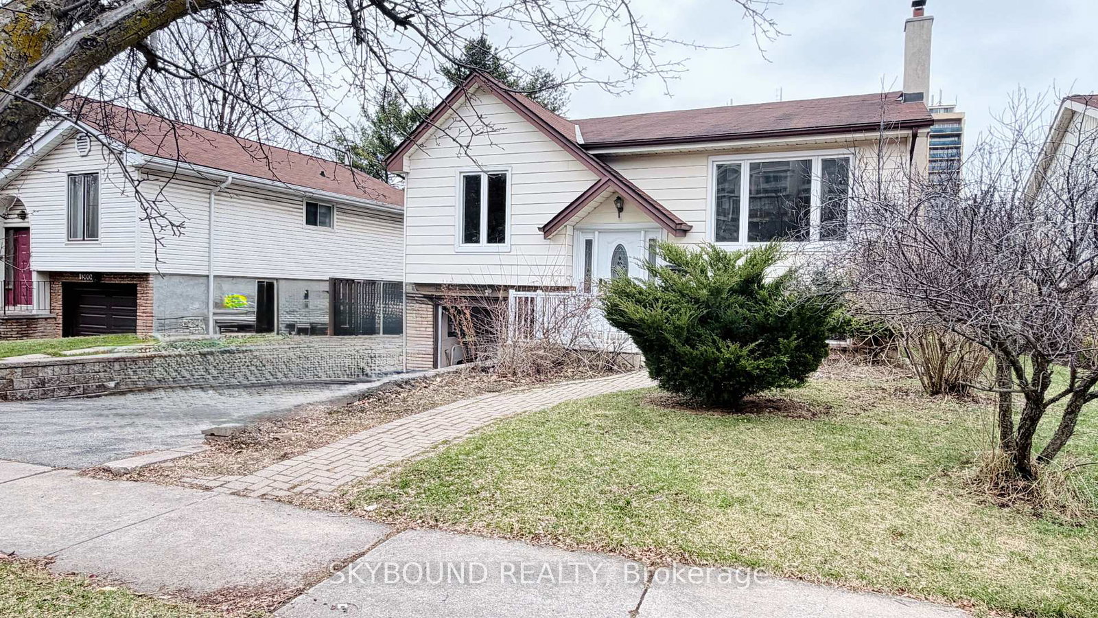 1298-forest-hill-oakville-ontario-w13648606
