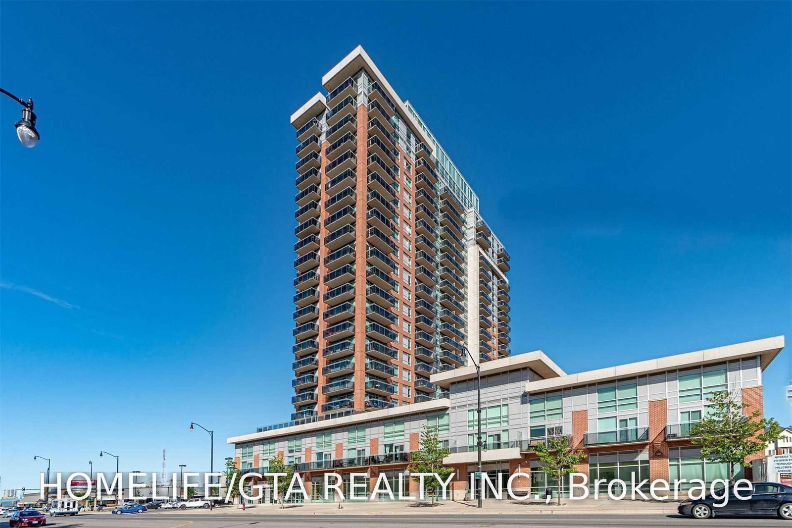 215-queen-street-e-brampton-ontario-w13648742