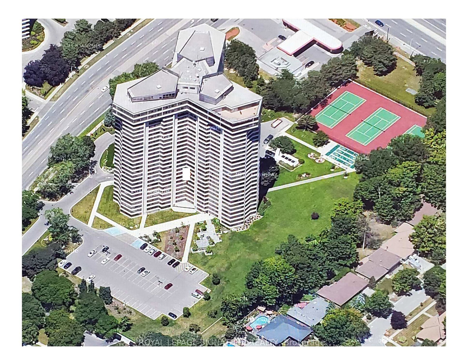 1300-bloor-street-mississauga-ontario-w13648910