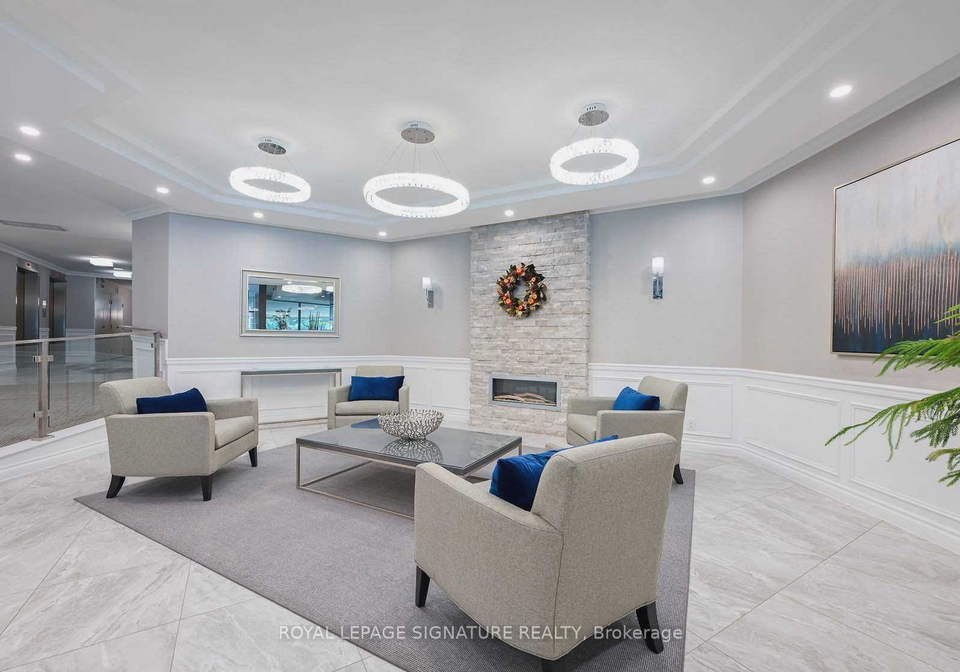1300-bloor-street-mississauga-ontario-w13648910