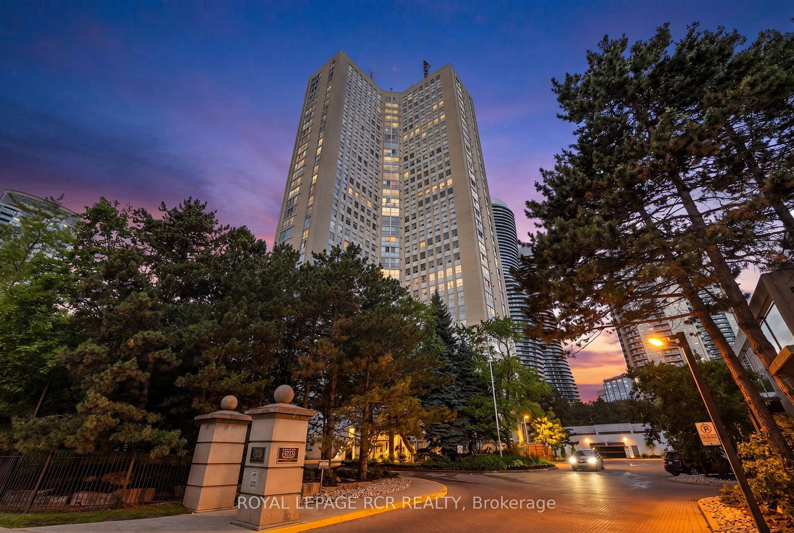 3650-kaneff-crescent-mississauga-ontario-w13648912