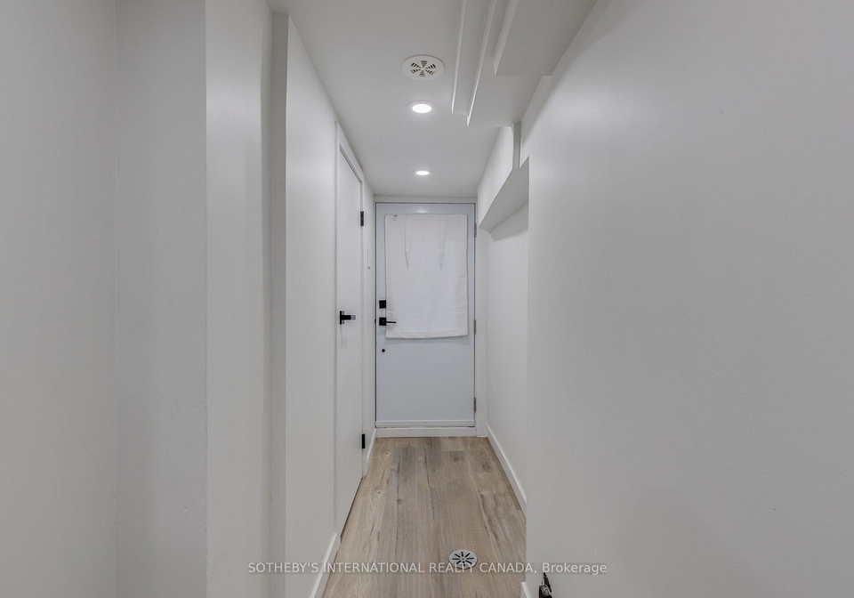 120-glenlake-avenue-toronto-toronto-ontario-w13649072