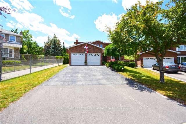 2309-beejay-court-mississauga-ontario-w13649076