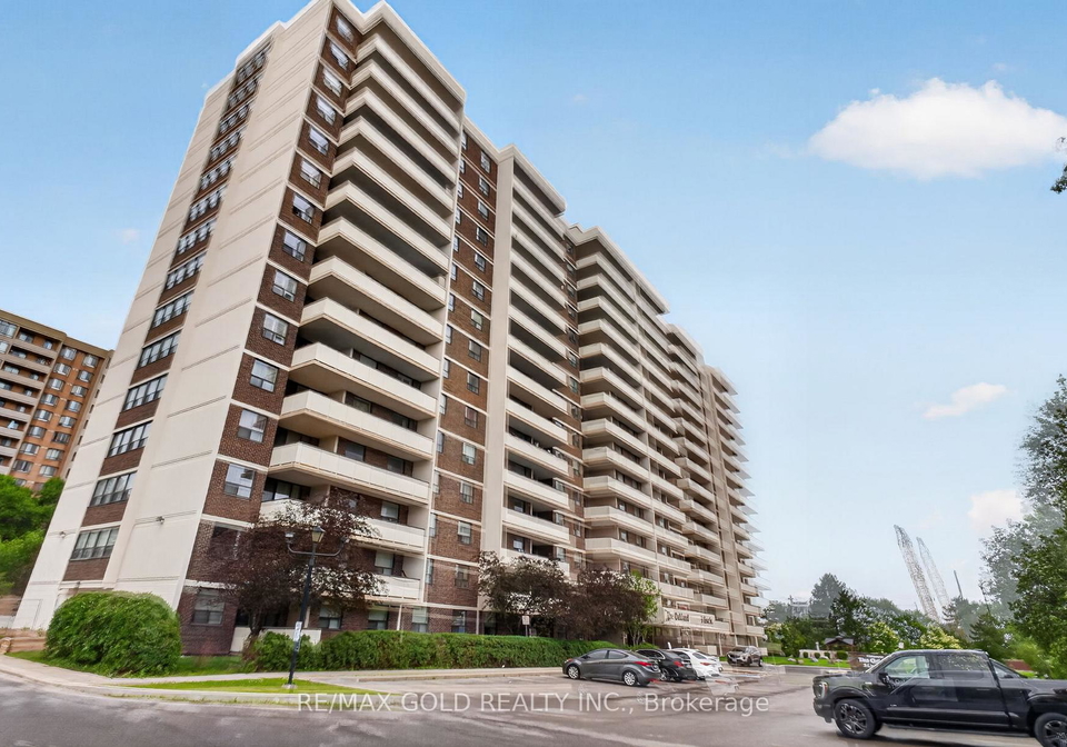 3-lisa-street-brampton-ontario-w13649278