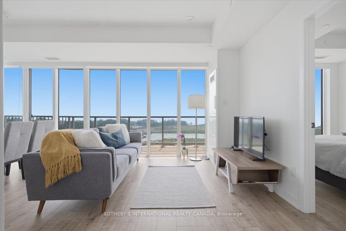 220-missinnihe-way-mississauga-ontario-w13649516