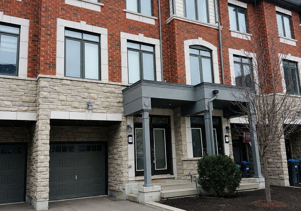 354-ladycroft-terrace-mississauga-ontario-w13649788