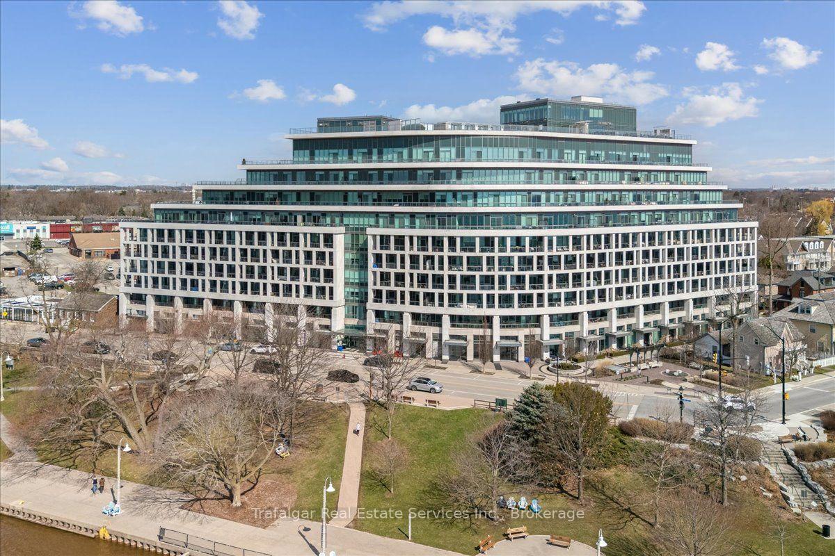 11-bronte-road-oakville-ontario-w13649992