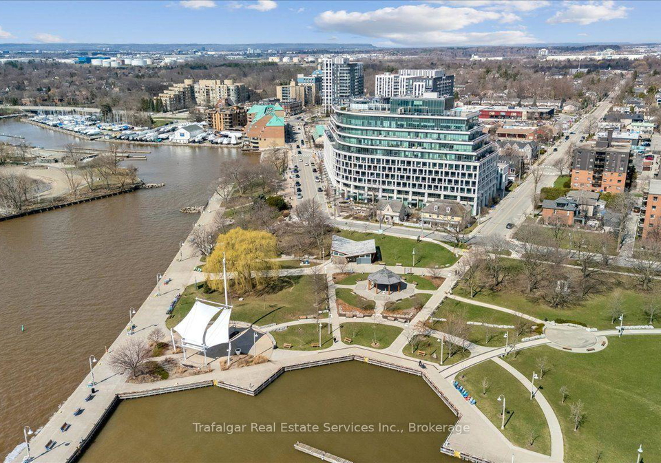 11-bronte-road-oakville-ontario-w13649992
