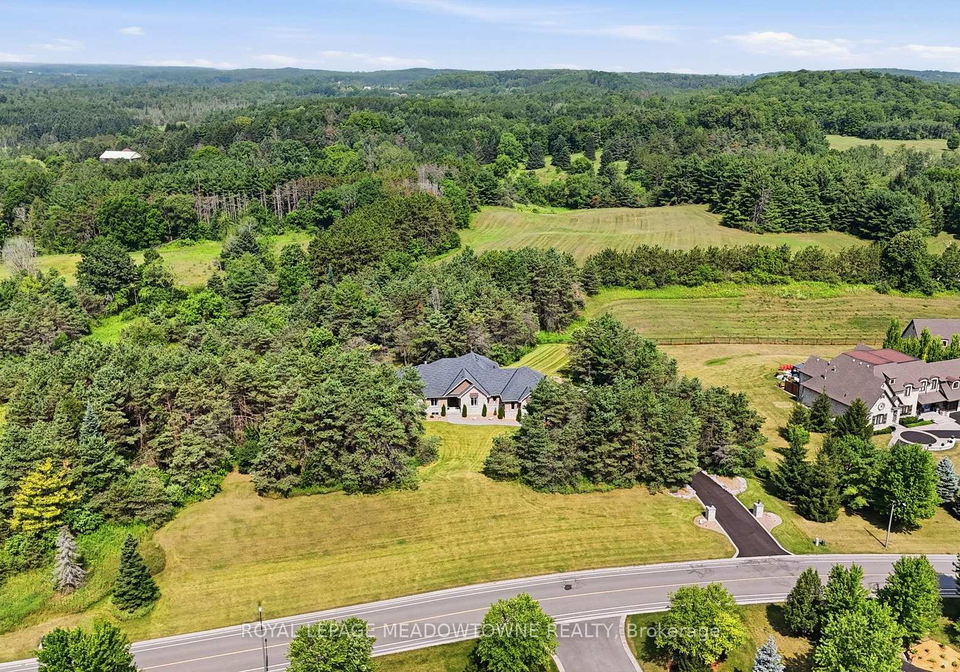 20-buckstown-trail-caledon-ontario-w13650024