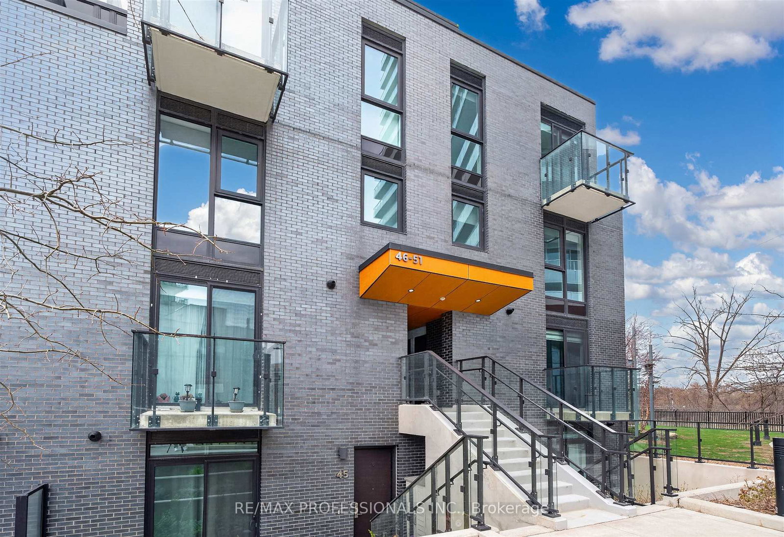 10-brin-drive-toronto-etobicoke-ontario-w13650402
