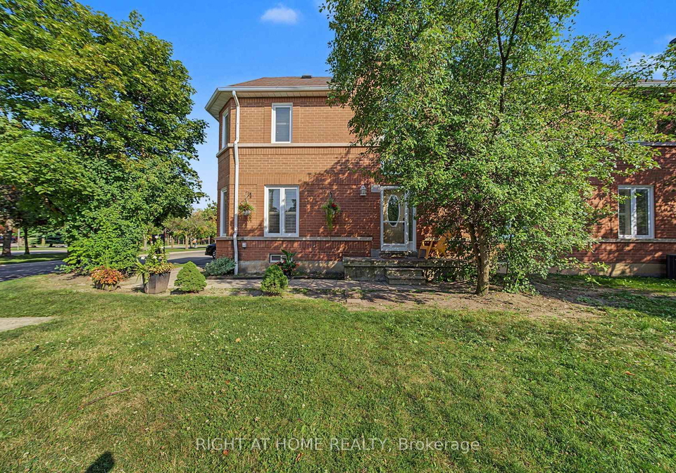 6050-bidwell-trail-mississauga-ontario-w13650406