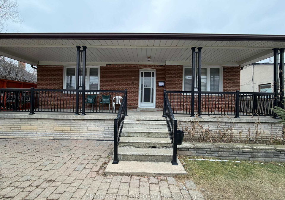 3-romar-crescent-toronto-north-york-ontario-w13650564