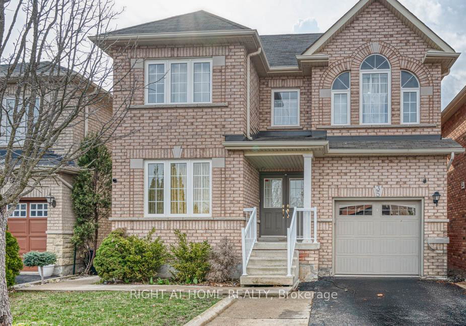 35-echoridge-bsmt-drive-brampton-ontario-w13650684