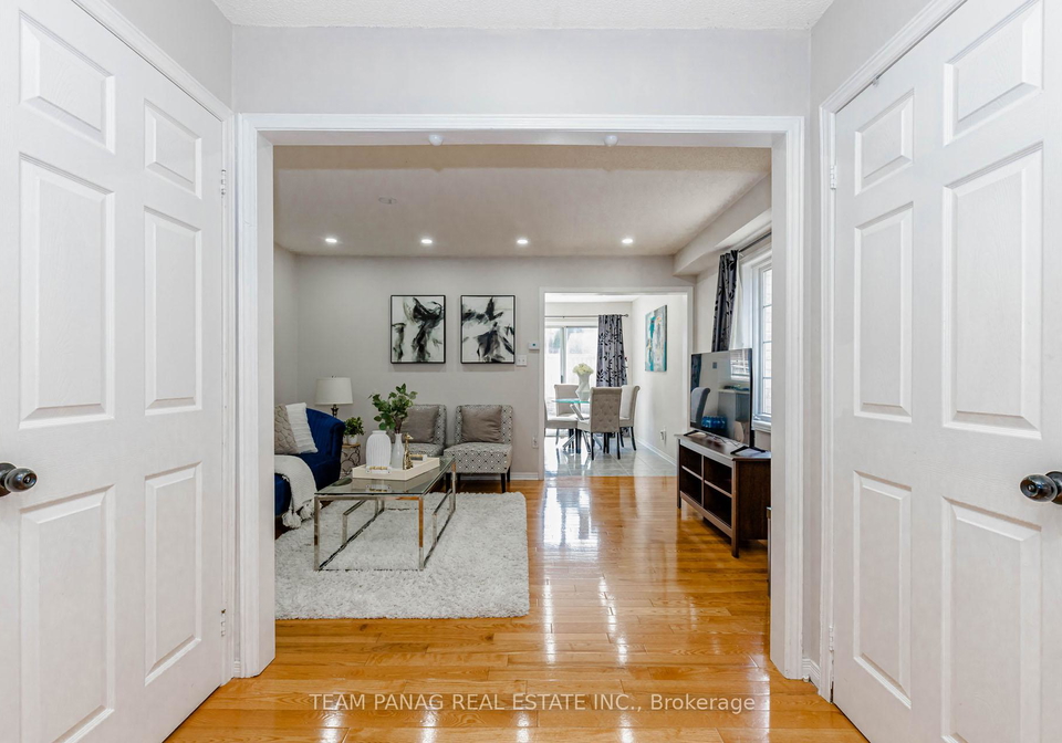 25-ural-circle-brampton-ontario-w13650824