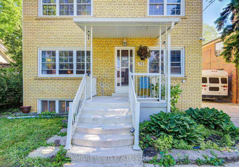 23-broadview-avenue-mississauga-ontario-w13650886