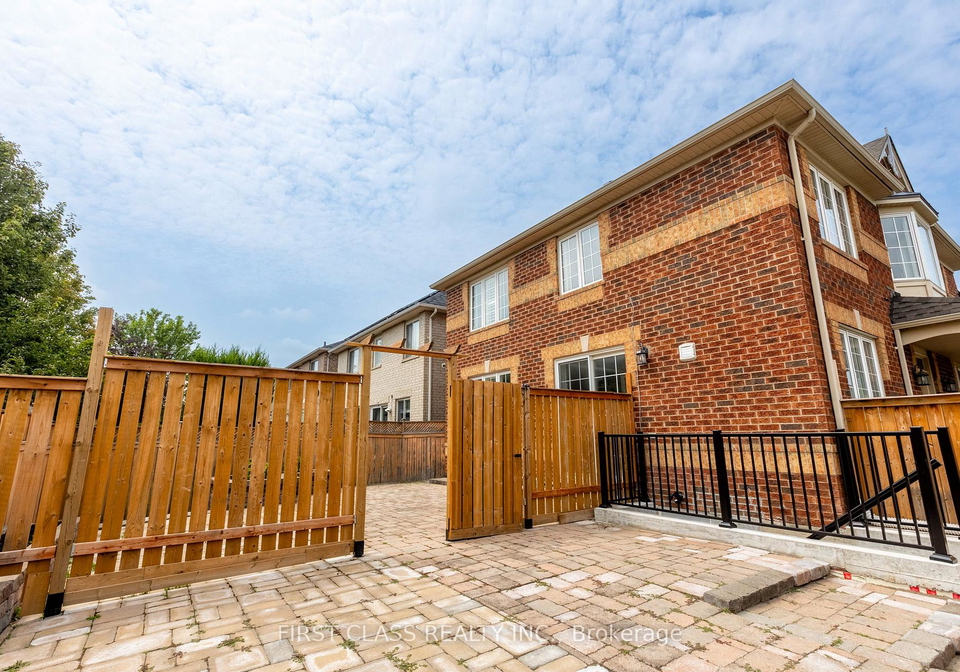 802-yates-drive-milton-ontario-w13650910